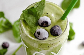 Green Smoothie with blueberries and spinach