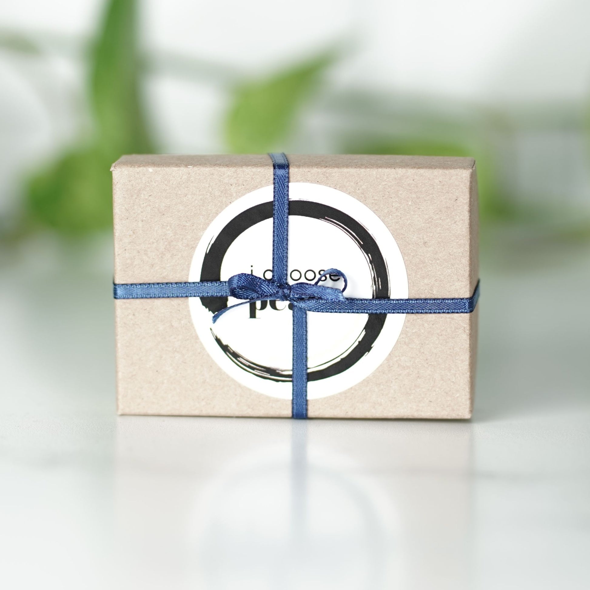 Treesnail Wellness products come with the option of a sustainable paperboard gift box.